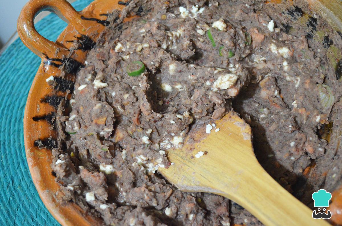 Receta de Frijoles puercos estilo Sinaloa