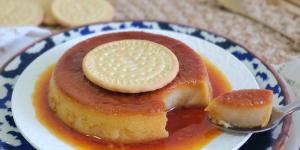 Receta de Flan de galletas de la abuela: el postre tradicional que solo necesita 4 ingredientes