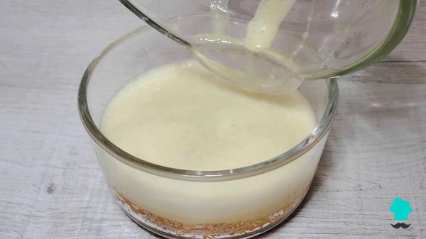 Receta de Flan de galletas de la abuela: el postre tradicional que solo necesita 4 ingredientes - Paso 5