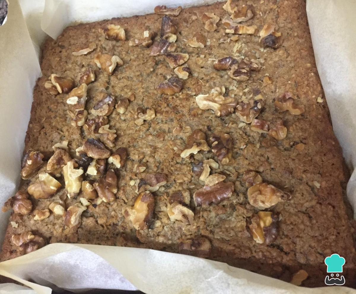 Receta de Bizcocho de avena, plátano y nueces