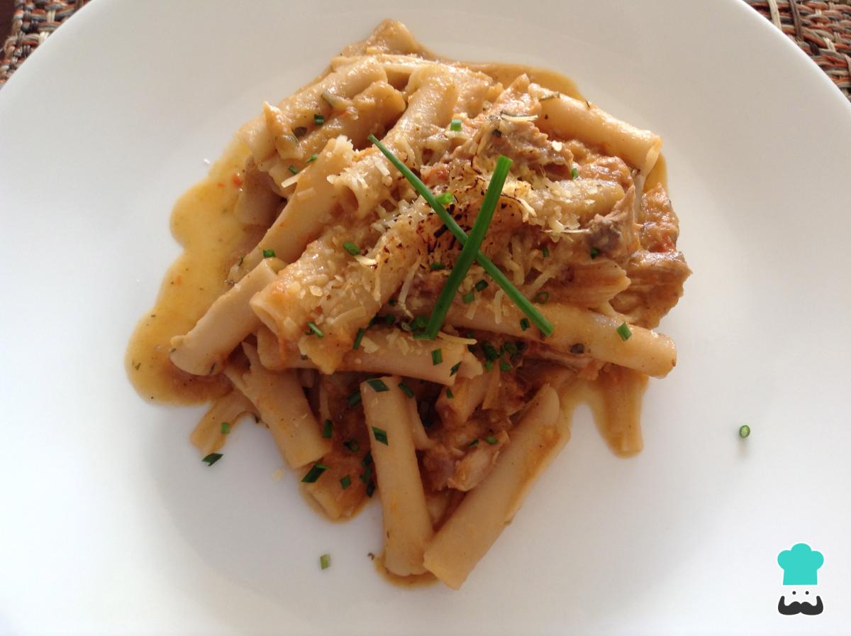 Receta de Torta de macarrones con pollo