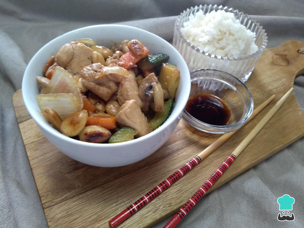 Receta de Pollo con almendras chino