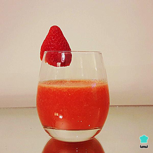 Receta de Gazpacho de fresas y tomate