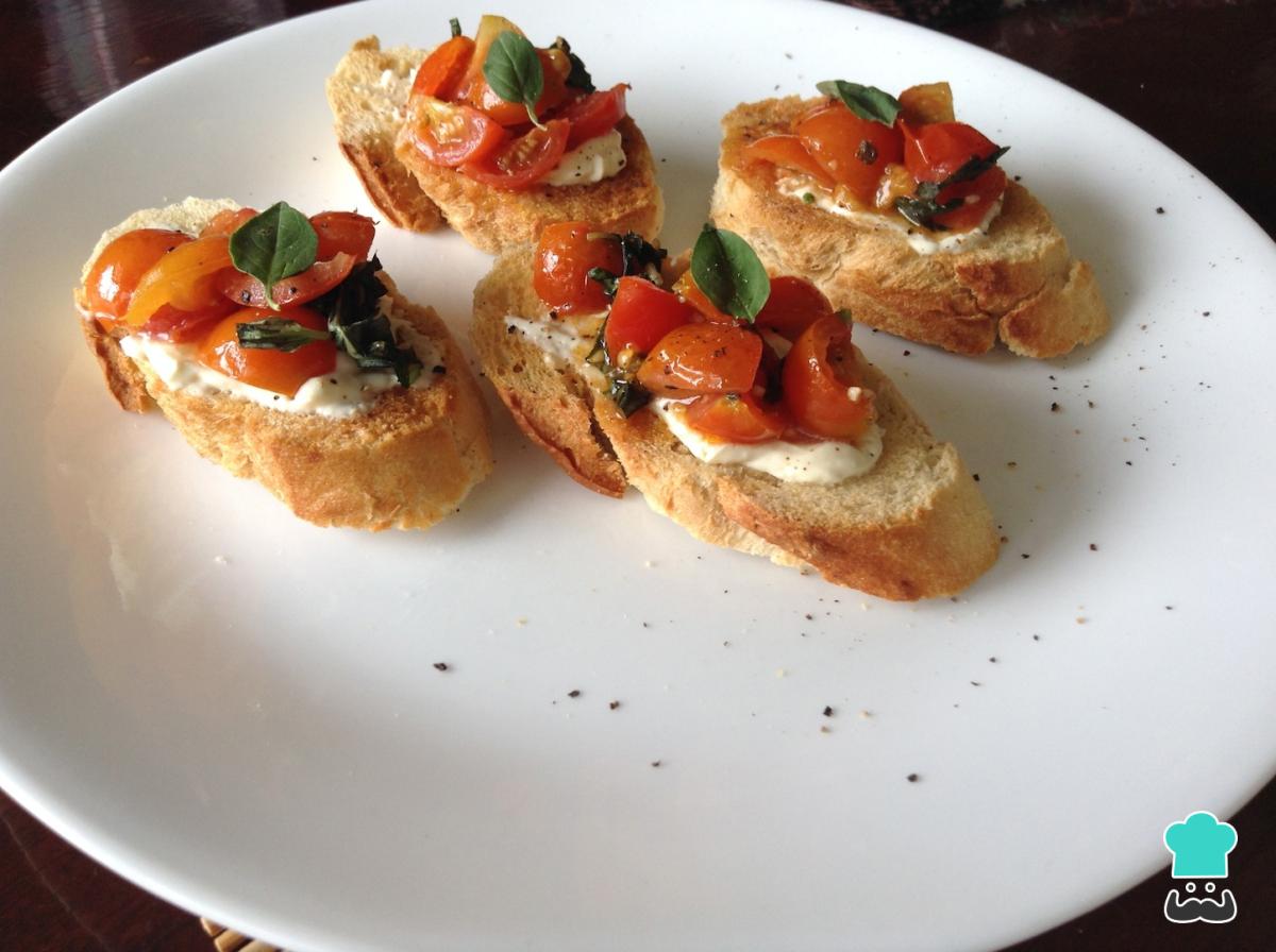 Receta de Tostadas de queso y tomate