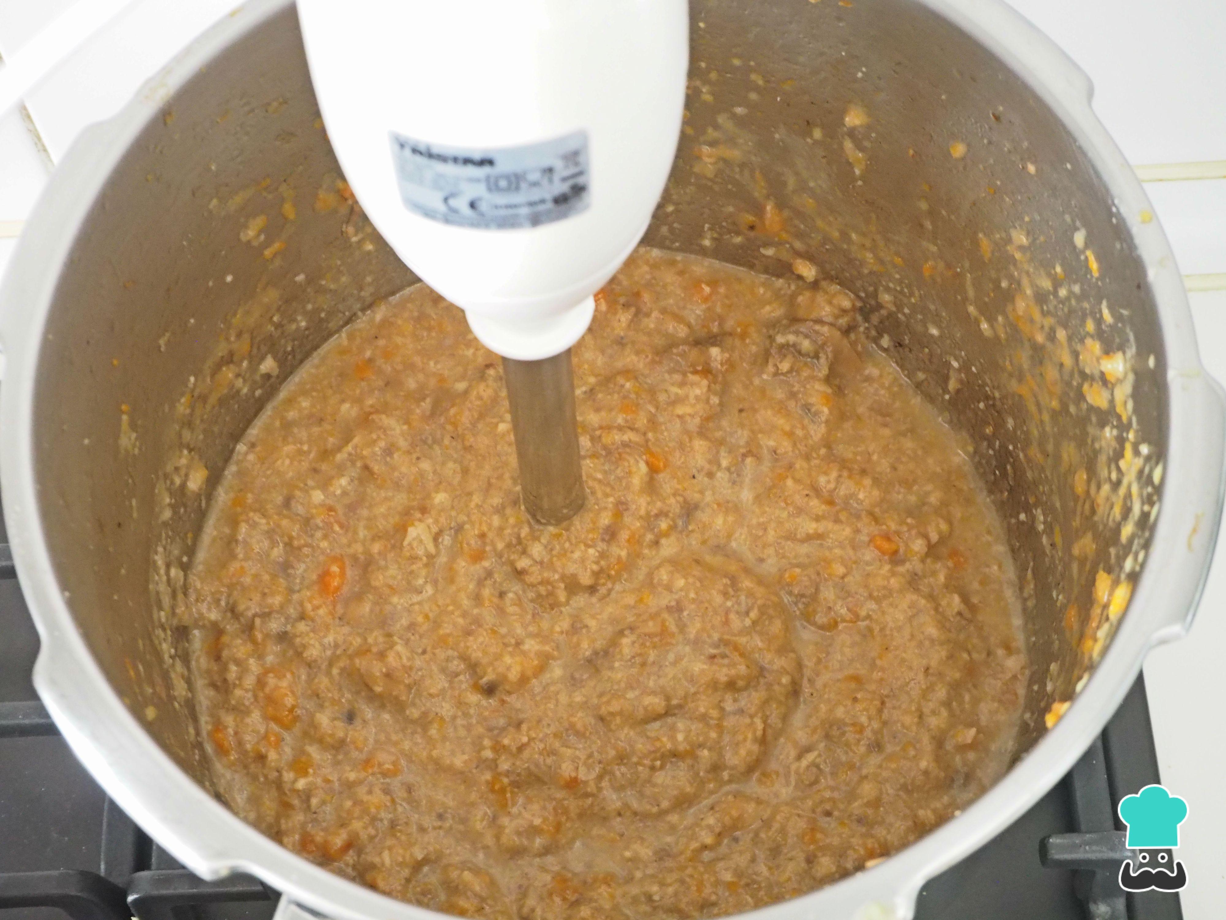 Morcillo de ternera guisado en olla rápida - ¡Con salsa de zanahorias y