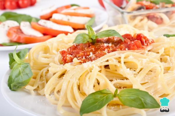 Receta de Tallarines rojos