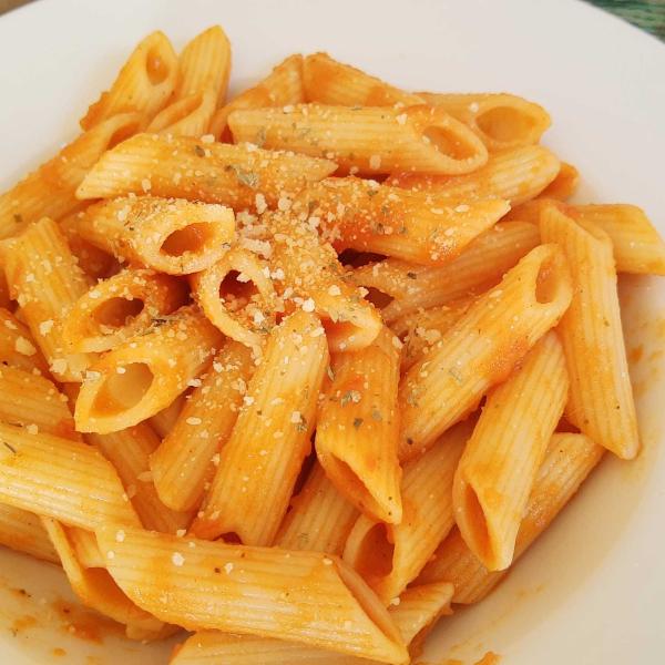 Pasta al pomodoro - Receta FÁCIL y CASERA