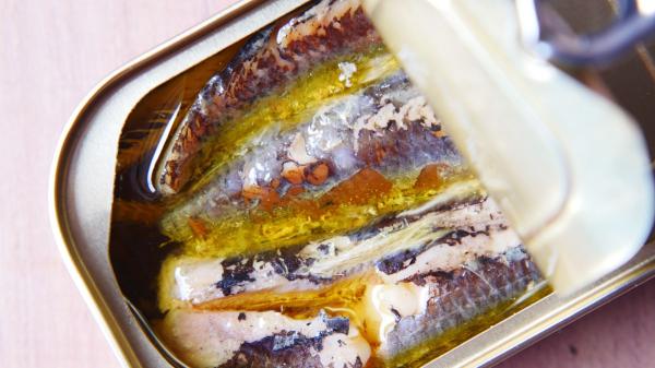Los expertos coinciden: “Comer sardinas en lata 2 o 3 veces a la semana es lo mejor que puedes hacer por tu cerebro y corazón” - El cerebro necesita “combustible de calidad”