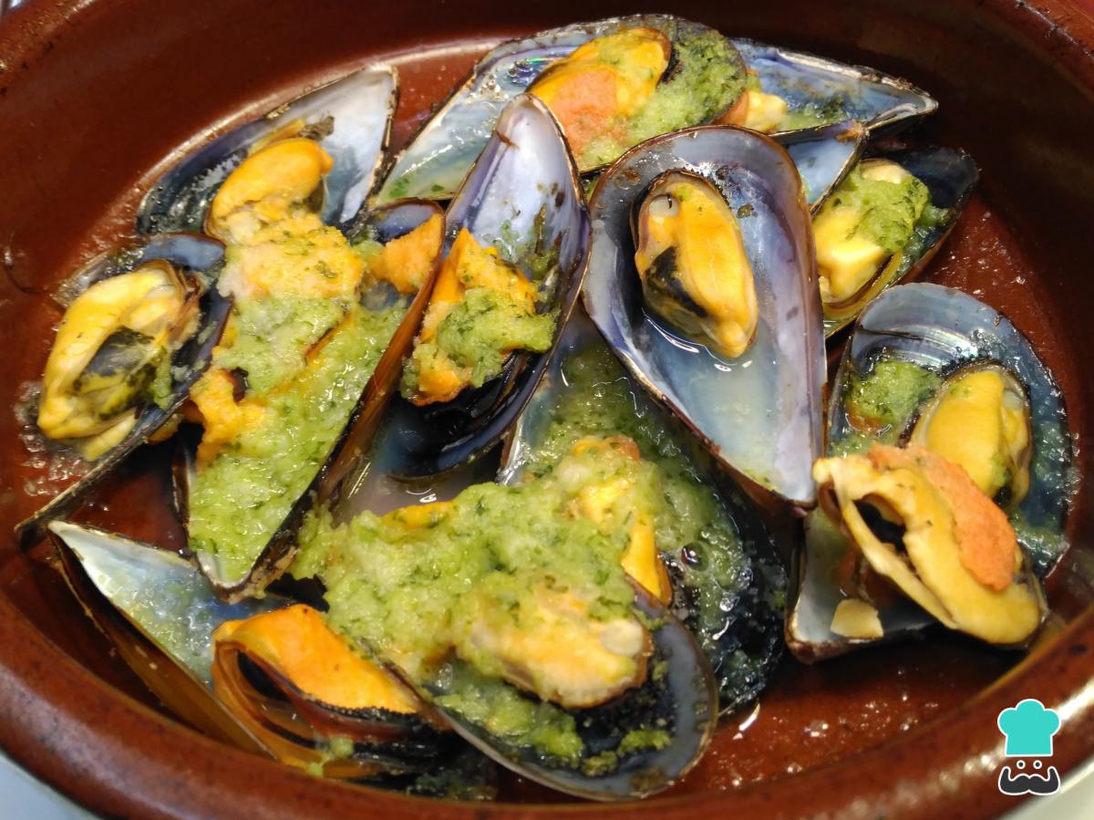 Receta de Mejillones a la provenzal con cáscara
