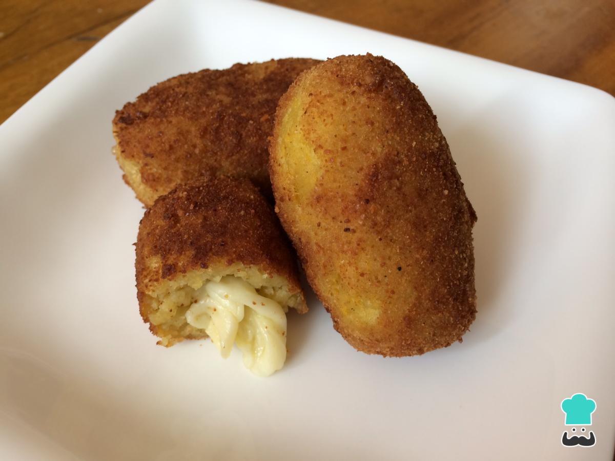 Receta de Croquetas de plátano macho y queso