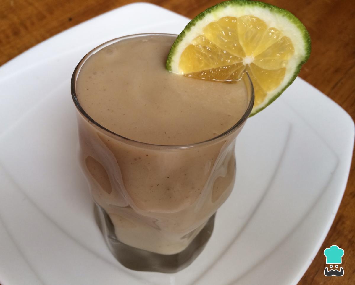 Batido de chirimoya y naranja