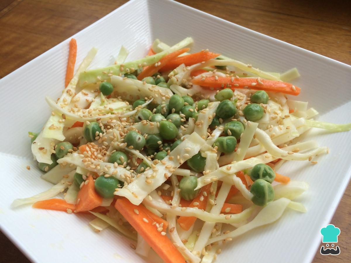 Receta de Ensalada de repollo y guisantes