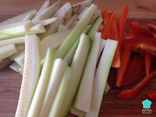 Receta de Tempura de verduras y langostinos - Paso 2