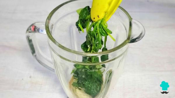 Receta de Espaguetis al pesto: el truco que usan en Italia para que queden cremosos - Paso 1