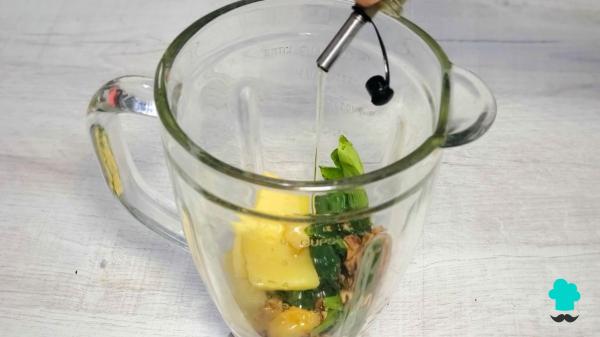 Receta de Espaguetis al pesto: el truco que usan en Italia para que queden cremosos - Paso 4