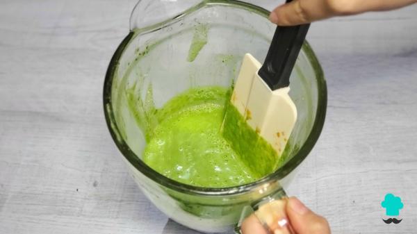 Receta de Espaguetis al pesto: el truco que usan en Italia para que queden cremosos - Paso 5