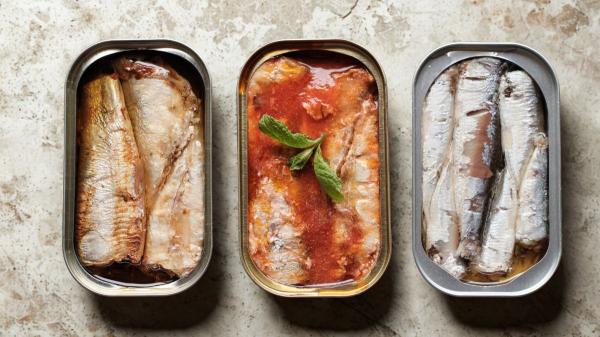 Sardinas, sardinillas y ‘xoubas’: en qué se diferencian, cuánto conviene comer y cómo sacarles partido en la cocina