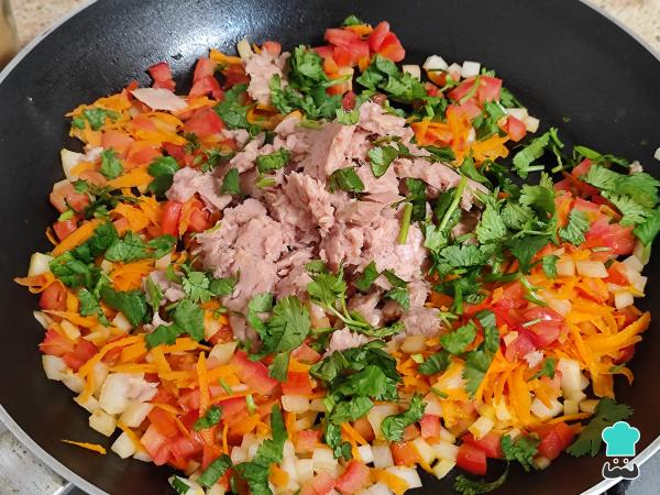 Receta de Chiles rellenos de atún - Paso 4
