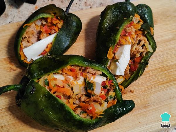 Receta de Chiles rellenos de atún - Paso 5