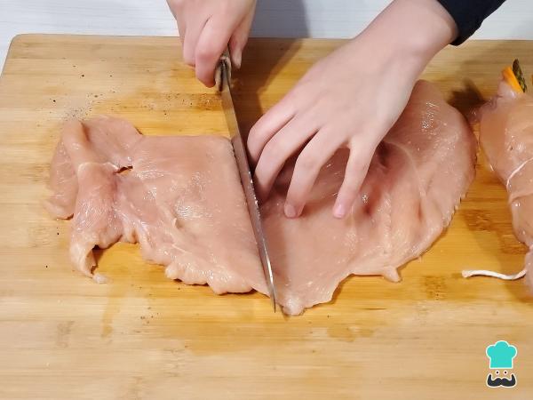 Receta de Enrollado de pollo con verduras - Paso 4