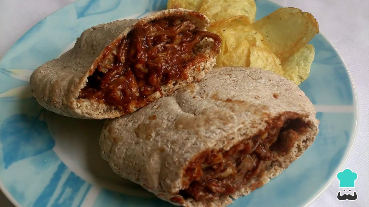 Receta de Pan de pita relleno de carne mechada