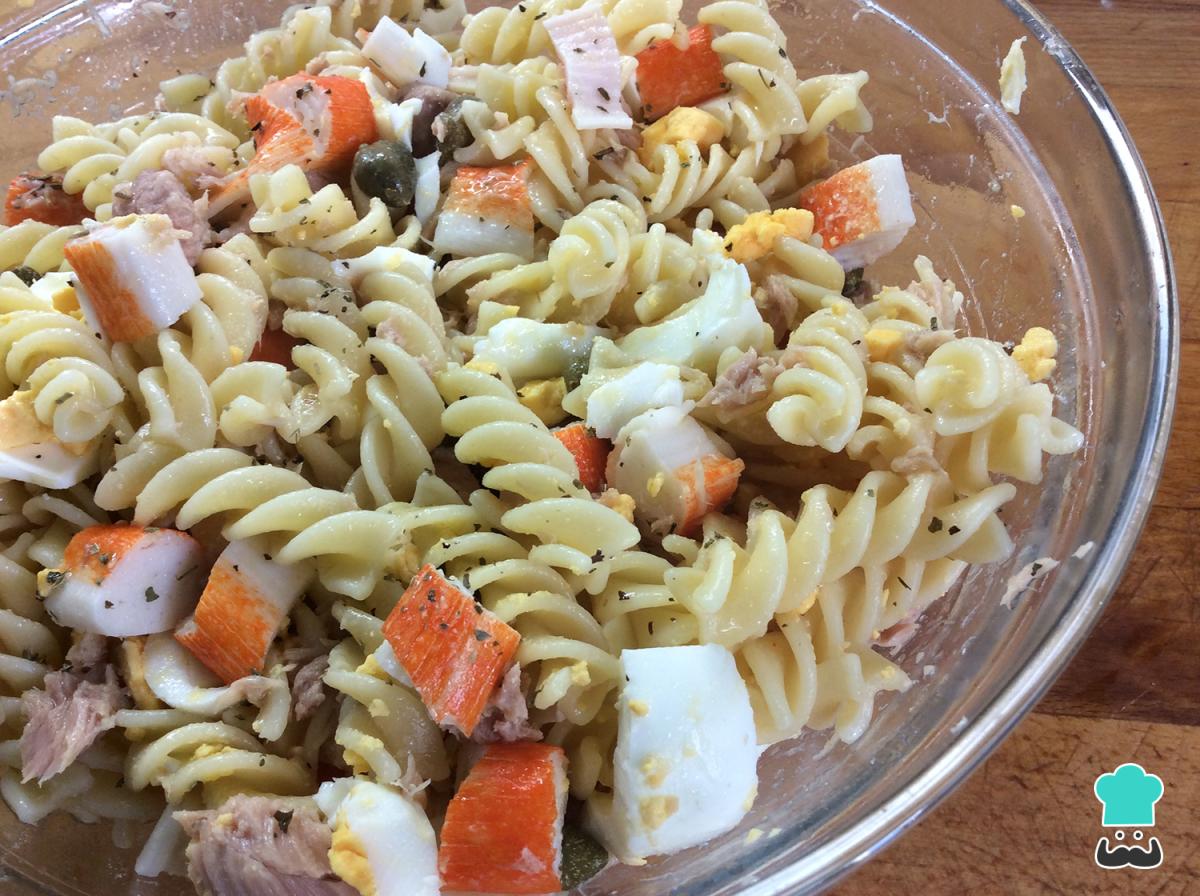 Receta de Ensalada de pasta con atún y huevo