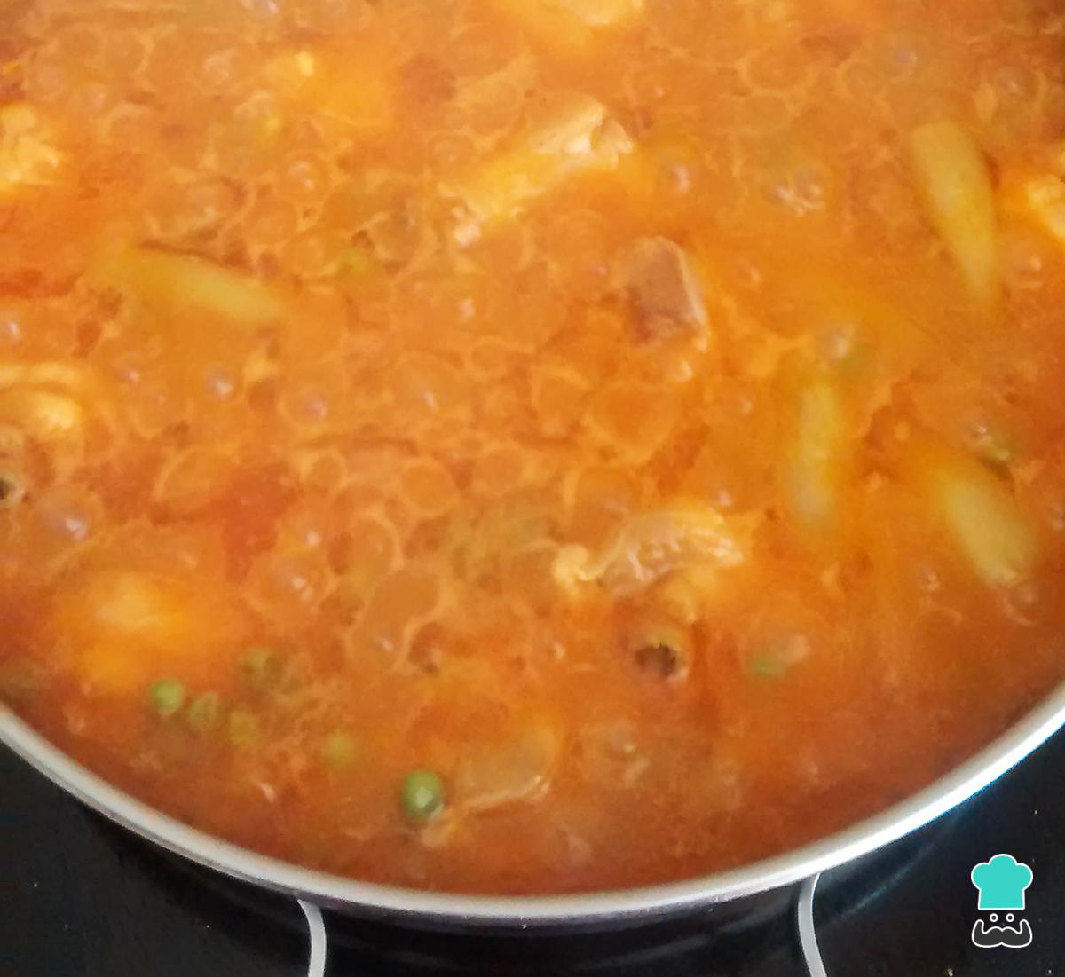 Receta de Arroz con pollo y guisantes