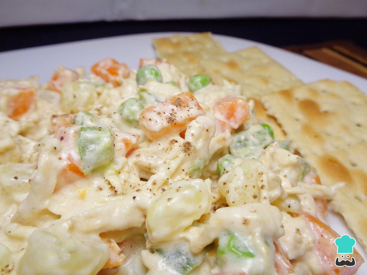 Receta de Ensaladilla rusa con pollo
