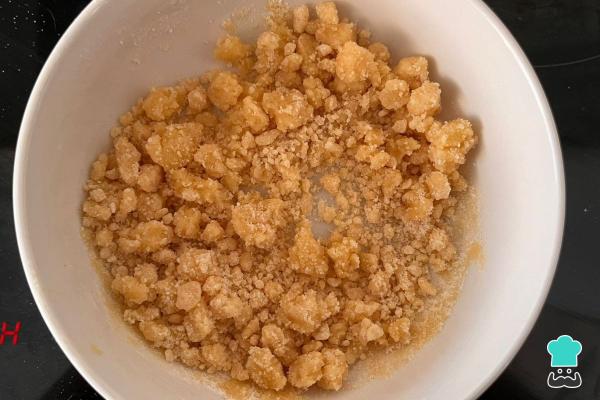 Receta de Kuchen de manzana con migas - Paso 13