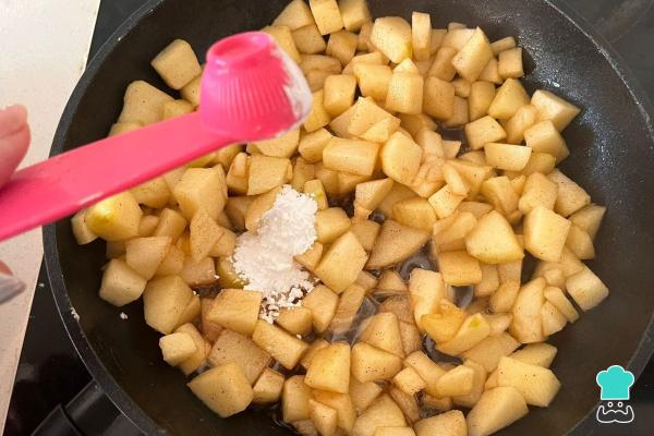 Receta de Kuchen de manzana con migas - Paso 10