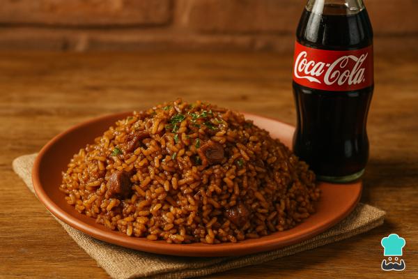 Platos navideños colombianos - Arroz con Coca-Cola 