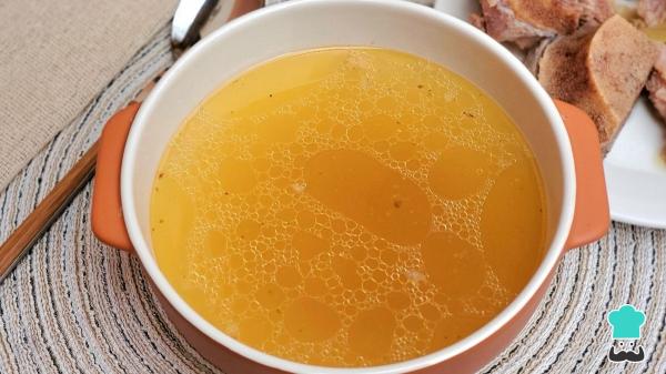 Receta de Caldo de huesos rico en colágeno
