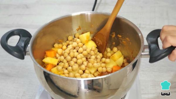 Receta de Olla gitana murciana: el guiso de la huerta más saludable que esconde un toque dulce - Paso 4