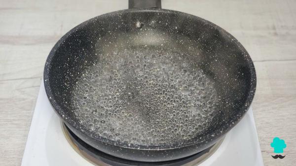 Receta de Pastel de Sant Jordi: el diseño más bonito y delicioso para sorprender este 23 de abril - Paso 6