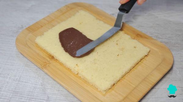 Receta de Pastel de Sant Jordi: el diseño más bonito y delicioso para sorprender este 23 de abril - Paso 7
