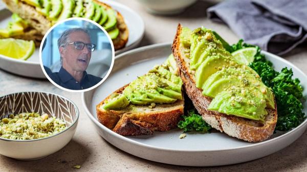 Dan Buettner, experto en longevidad: “Empieza el día con un desayuno rico en fibra y a base de alimentos vegetales”